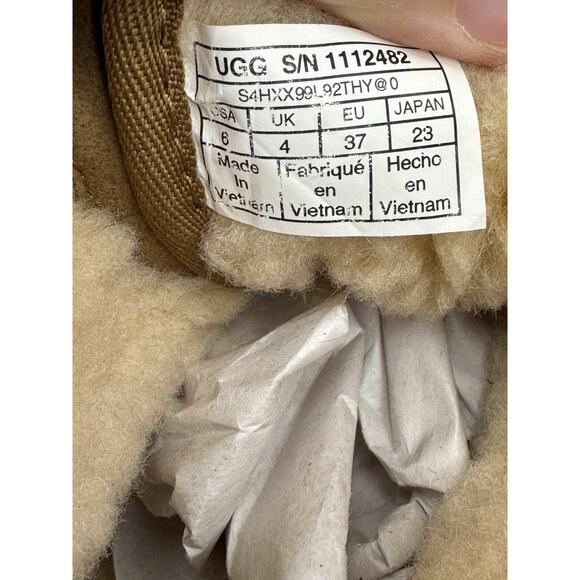 UGG Neumel Chestnut Suede Lace-Up Chukka Boots Women’s 6 Sheepskin Lined - Picture 10 of 14